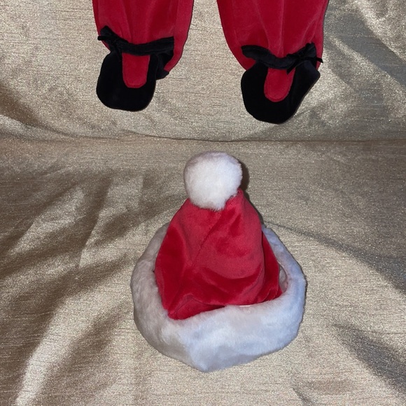 NEW.  Girls 3 months Holiday Outfit. - Picture 5 of 8